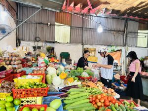 Cần quan tâm đến bình ổn giá