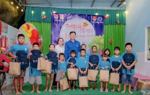 Khởi động các hoạt động chăm lo cho trẻ dịp Tết trung thu