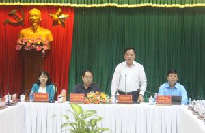 Nỗ lực phấn đấu để hoàn thành các chỉ tiêu phát triển kinh tế - xã hội