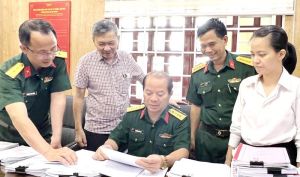 Đoàn kiểm tra tìm kiếm, quy tập, hài cốt liệt sĩ làm việc tại Đồng Nai