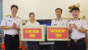 Bàn giao 2 căn nhà đồng đội cho quân nhân khó khăn nhà ở