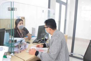 Chấn chỉnh, xử lý kịp thời hành vi vi phạm đạo đức công vụ