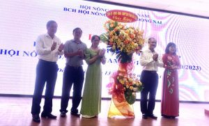 Kỷ niệm 93 năm ngày thành lập Hội Nông dân Việt Nam (14/10/1930-14/10/2023) - Phát triển và nâng cao chất lượng hội viên nông dân