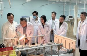 Nỗ lực cứu chữa các nạn nhân vụ tai nạn giao thông đặc biệt nghiêm trọng trên Quốc lộ 20