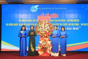 Phụ nữ đóng góp tích cực vào sự nghiệp phát triển của địa phương