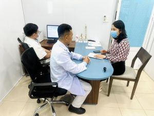 Tăng cường hợp tác với chuyên gia trong khám chữa bệnh