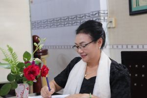 Nhà văn – nhà giáo Bùi Thị Biên Linh: Dành tình yêu lớn cho giáo dục