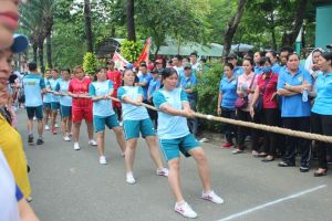 Đời sống văn hóa công nhân còn nhiều thiếu thốn