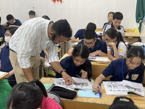 Nhiều khó khăn khi triển khai dạy học tiếng Anh tăng cường