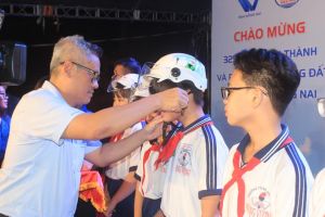 Khai mạc tuần lễ học sinh, sinh viên