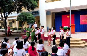 Tăng cường công tác tuyên truyền, phổ biến, giáo dục pháp luật giao thông
