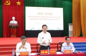 Bí thư Tỉnh ủy Nguyễn Hồng Lĩnh đối thoại với các hộ dân thuộc diện di dời của dự án đường cao tốc Biên Hòa - Vũng Tàu