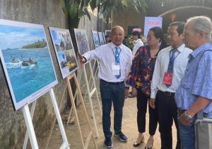 Triển lãm ảnh về Trường Sa và Nhà giàn DK1