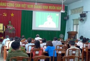 Vĩnh Cửu đẩy mạnh sử dụng Sổ tay đảng viên điện tử