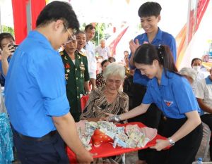 Nhiều niềm vui với Ngày hội Đại đoàn kết toàn dân tộc