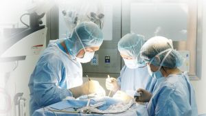 Phẫu thuật chữa co giật mặt trái cho nữ bệnh nhân