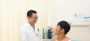 Cấp cứu kịp thời nam bệnh nhân bị đâm thấu ngực