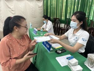 Bệnh viện Quốc tế Hoàn Mỹ Đồng Nai khám sức khỏe miễn phí cho hơn 1 ngàn giáo viên, học sinh