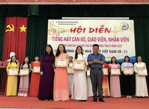 Trao 47 giải Hội diễn Tiếng hát cán bộ, giáo viên, nhân viên ngành giáo dục - đào tạo H.Nhơn Trạch