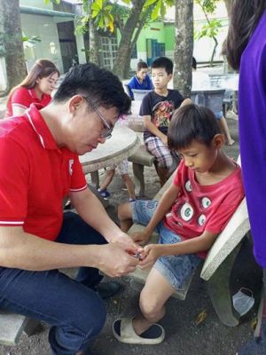 Tìm giúp người khó khăn