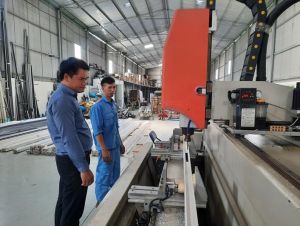 Doanh nghiệp với bài toán định vị lại mô hình kinh doanh