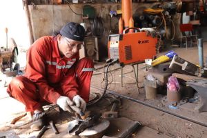 Lão nông có nhiều sáng chế hữu ích phục vụ nông nghiệp