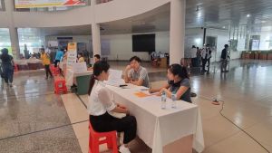 Doanh nghiệp có nhu cầu tuyển trên 1,8 ngàn lao động