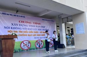 Để “nói không với bạo lực học đường”