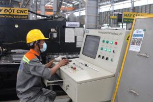 Restructuring industrial parks for sustainable development