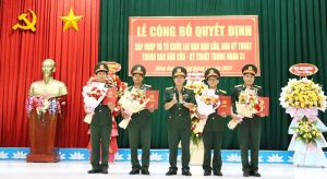 Công bố quyết định sáp nhập Ban Hậu cần- Kỹ thuật Trung đoàn 31