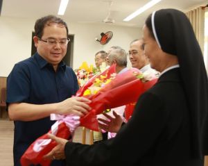 Lãnh đạo tỉnh chúc mừng  linh mục, tu sĩ Đồng Nai được bầu vào Ủy ban Đoàn kết Công giáo Việt Nam nhiệm kỳ 2023 - 2028