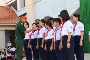 Trải nghiệm - hướng nghiệp nhân Ngày thành lập Quân đội nhân dân Việt Nam