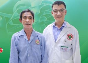 Bệnh nhân bị yếu liệt tứ chi được phẫu thuật thành công