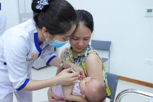 Trẻ dưới 1 tuổi sẽ được uống vaccine phòng ngừa tiêu chảy miễn phí từ năm 2024