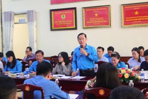 Doanh nghiệp điện tử, cơ khí dù khó khăn vẫn duy trì việc làm cho công nhân