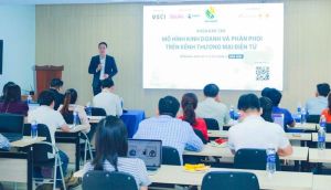 Training businesses on e-commerce channels