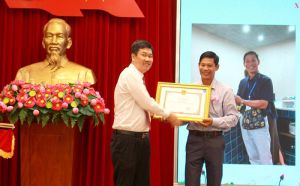 Nông dân Trảng Bom tích cực thi đua sản xuất kinh doanh giỏi