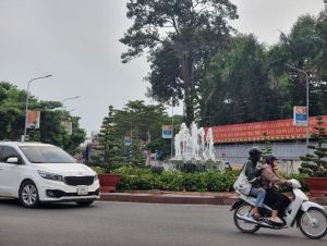 Xã hội hóa tu bổ tượng cá hóa rồng di tích Quảng trường Sông Phố