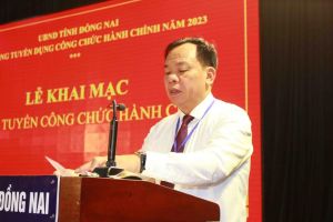 Chú trọng xây dựng đội ngũ công chức, viên chức đáp ứng yêu cầu