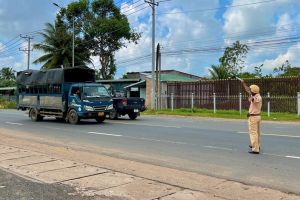 Tăng cường trách nhiệm trong đảm bảo an toàn giao thông