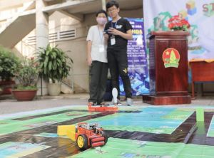 Định hướng nghề nghiệp với hoạt động giáo dục robotics