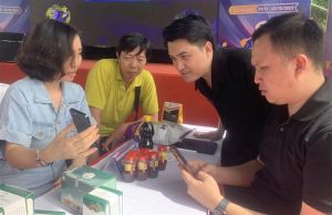 Export OCOP products via e-commerce channels