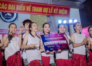 Trao 14 giải cho các nhóm tham gia liên hoa vũ điệu thanh niên lần II