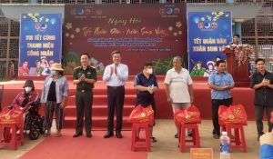 Trên 1 tỷ đồng tổ chức Tết quân dân - Xuân sum vầy