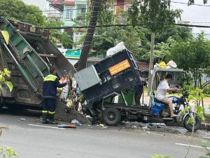 Người dân đô thị bỏ rác trong khoảng thời gian từ 19-22 giờ