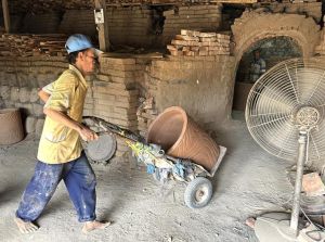 边和传统陶器名声