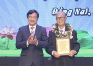 Xem xét, giao Hội Văn học nghệ thuật tỉnh phụ trách Giải thưởng hàng năm từ năm 2024