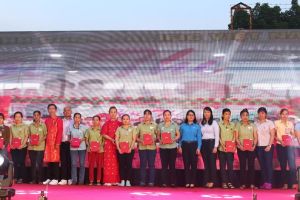 Sôi động nhiều hoạt động vui Xuân, đón Tết cùng công nhân