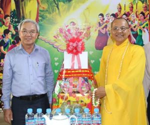 Chức sắc tôn giáo được Ban Tuyên giáo Tỉnh ủy lựa chọn tuyên dương gương người tốt việc tốt năm 2023