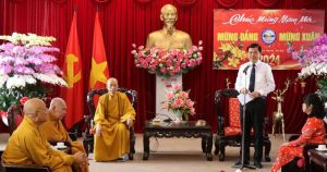 Bí thư Tỉnh ủy Nguyễn Hồng Lĩnh tiếp chức sắc các tôn giáo chúc tết Nguyên đán năm 2024